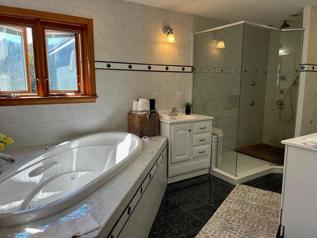 87 Collins Brook Road, Meredith, NH 03253