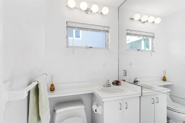 32 Dune, Westhampton Beach, NY 11978