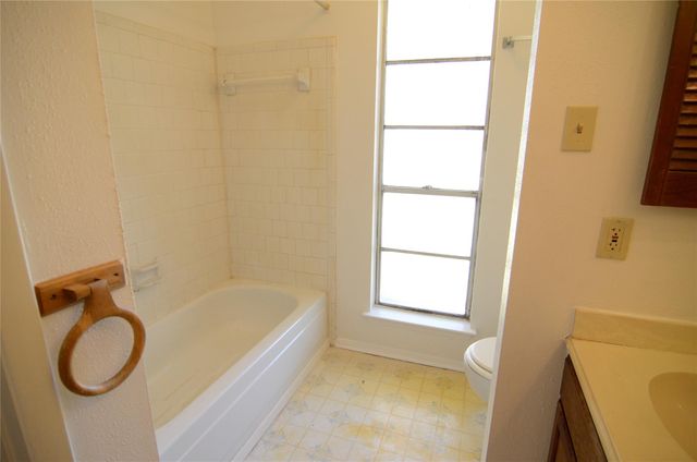 2326 Hazy Creek Drive, Houston, TX 77084