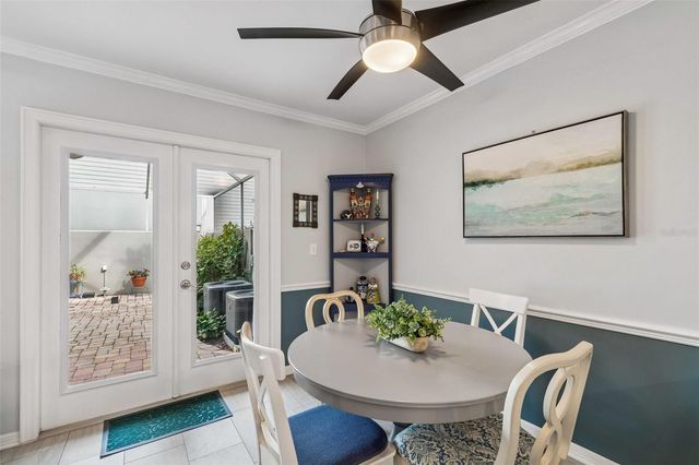 2417 W JETTON AVENUE, Tampa, FL 33629