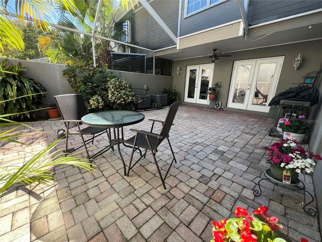 2417 W JETTON AVENUE, Tampa, FL 33629