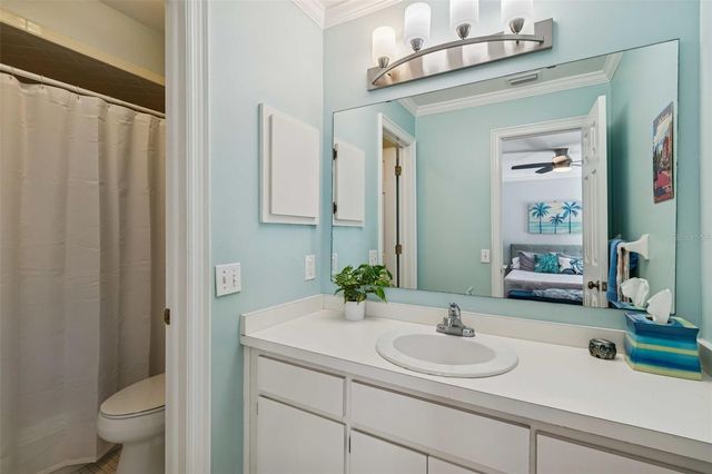 2417 W JETTON AVENUE, Tampa, FL 33629