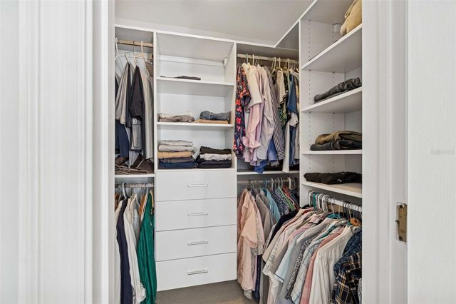 2417 W JETTON AVENUE, Tampa, FL 33629