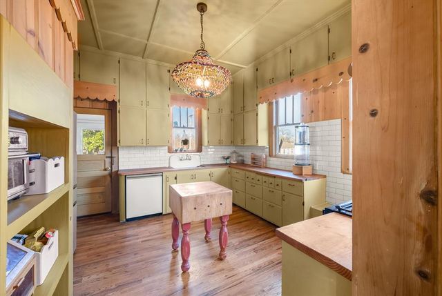 624 E Mansur Avenue, Guthrie, OK 73044