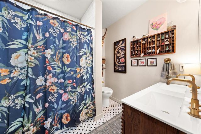 624 E Mansur Avenue, Guthrie, OK 73044