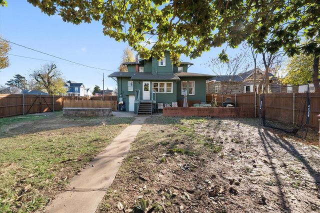 624 E Mansur Avenue, Guthrie, OK 73044