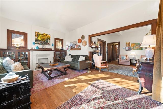 624 E Mansur Avenue, Guthrie, OK 73044