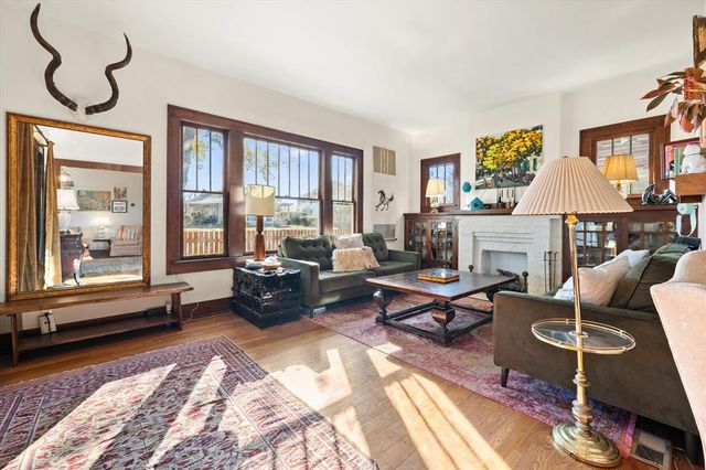 624 E Mansur Avenue, Guthrie, OK 73044