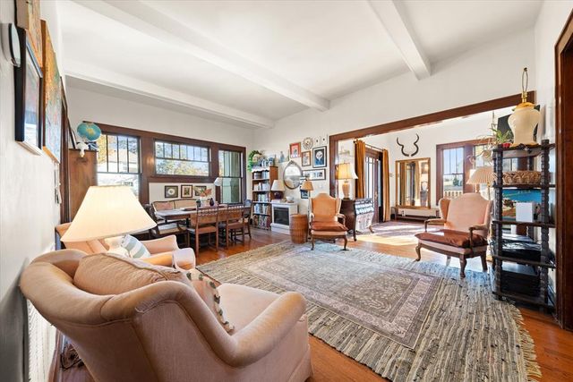 624 E Mansur Avenue, Guthrie, OK 73044