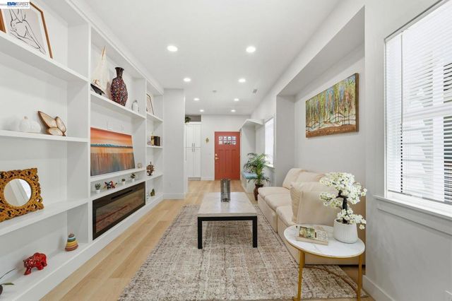 5605 E 16Th St, Oakland, CA 94621