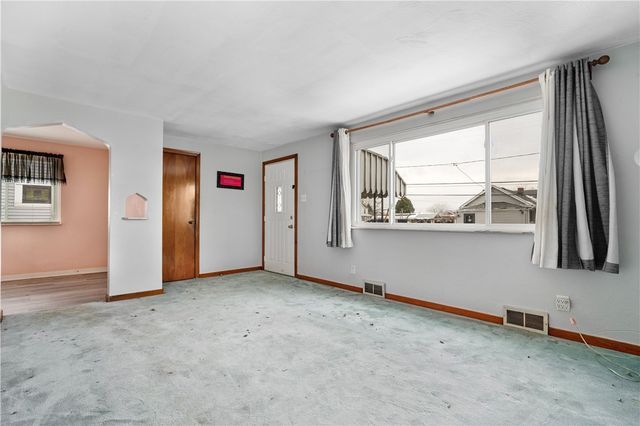 217 Mifflin St, Whitaker, PA 15120