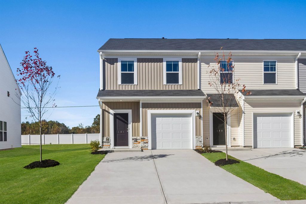 305 Abingdon Way, Greer, SC 29651