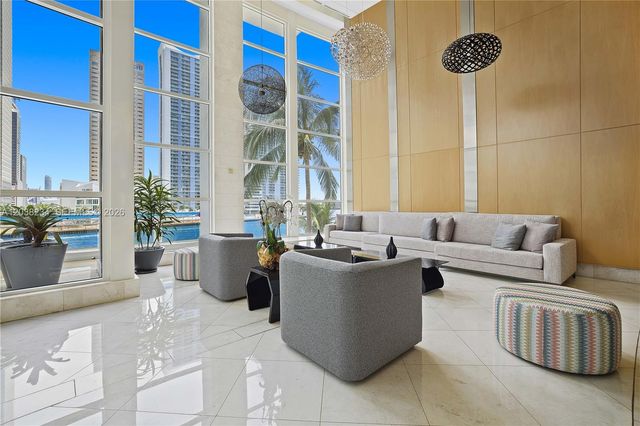 901 Brickell Key Blvd 2408, Miami, FL 33131