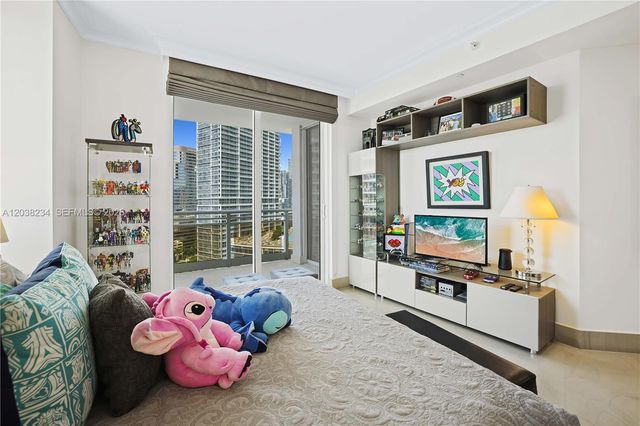 901 Brickell Key Blvd 2408, Miami, FL 33131