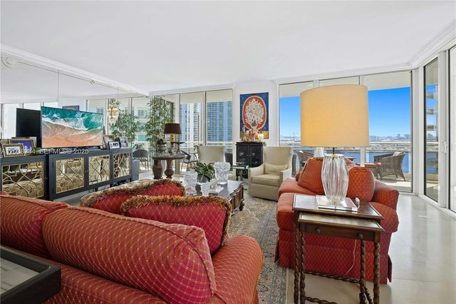 901 Brickell Key Blvd 2408, Miami, FL 33131