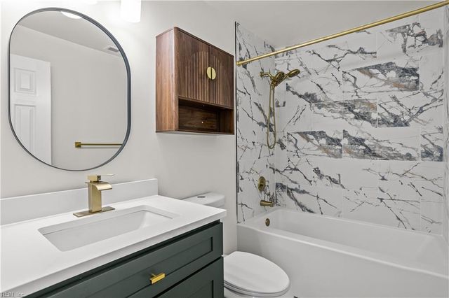 9 Pollux CIR, Portsmouth, VA 23701