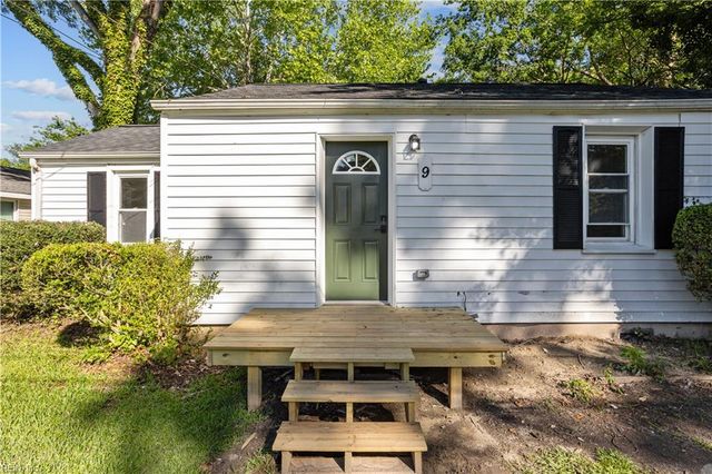 9 Pollux CIR, Portsmouth, VA 23701