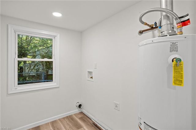 9 Pollux CIR, Portsmouth, VA 23701