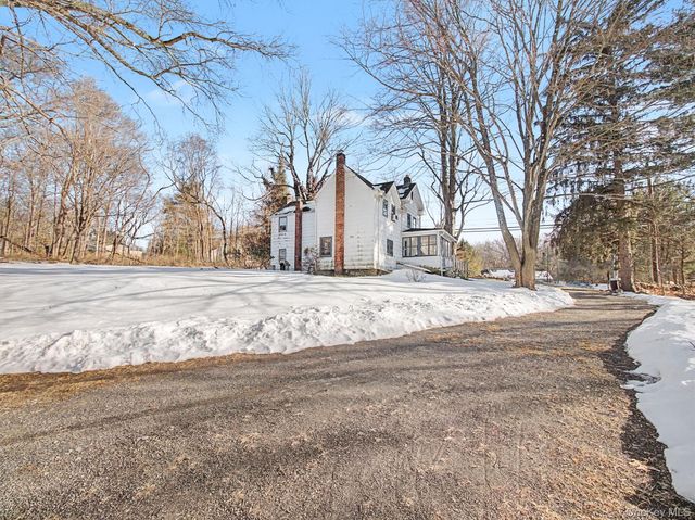 62 N Airmont Road, Suffern, NY 10901