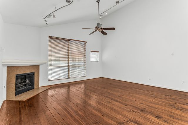 1429 Caddo Street B, Dallas, TX 75204
