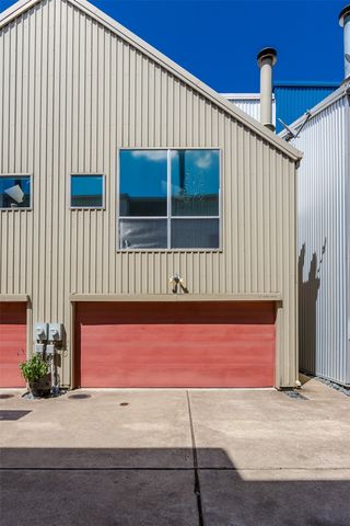 1429 Caddo Street B, Dallas, TX 75204