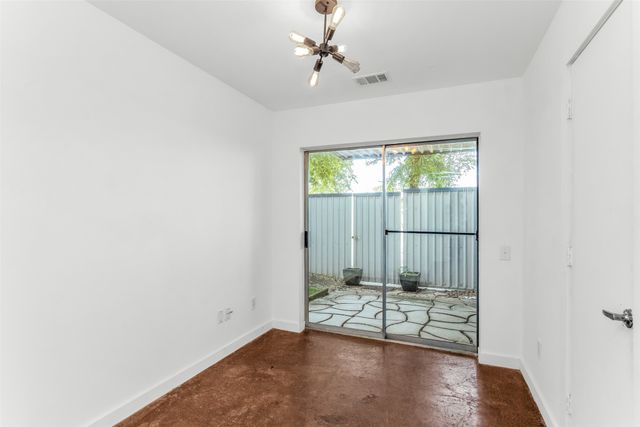 1429 Caddo Street B, Dallas, TX 75204