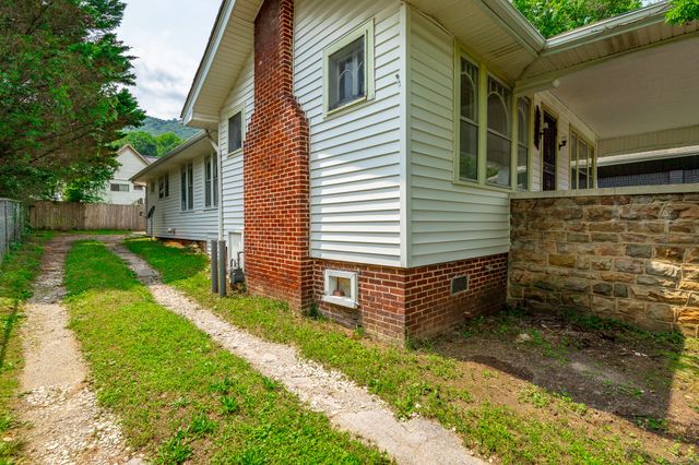 5405 Saint Elmo Avenue, Chattanooga, TN 37409