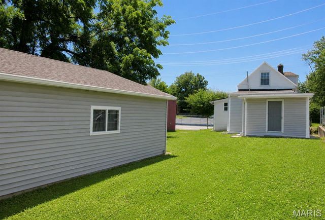 215 Weiss Avenue, St Louis, MO 63125