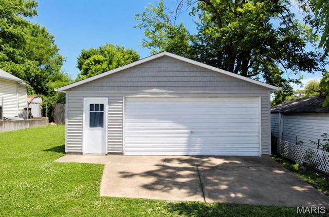 215 Weiss Avenue, St Louis, MO 63125