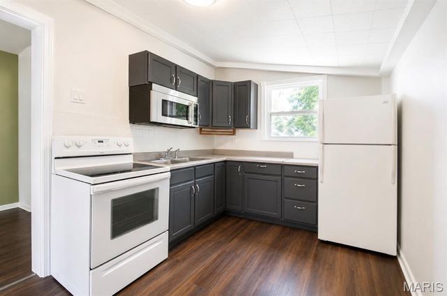 215 Weiss Avenue, St Louis, MO 63125