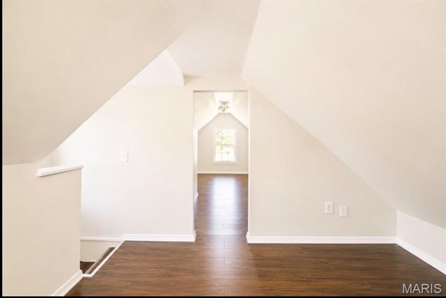215 Weiss Avenue, St Louis, MO 63125