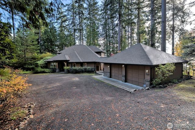 898 SE Dahman Road, Shelton, WA 98584