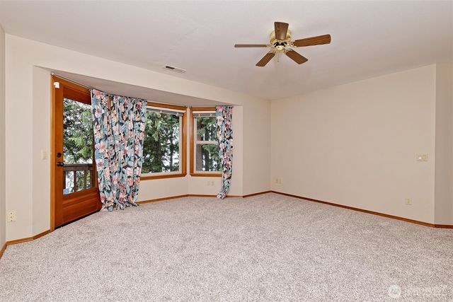 898 SE Dahman Road, Shelton, WA 98584