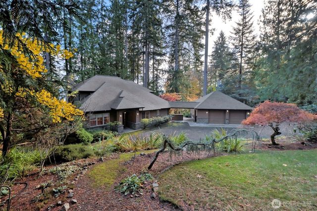 898 SE Dahman Road, Shelton, WA 98584