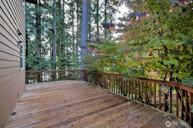 898 SE Dahman Road, Shelton, WA 98584