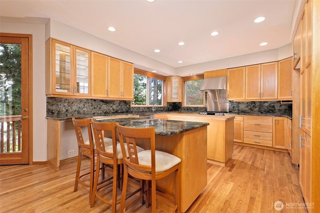 898 SE Dahman Road, Shelton, WA 98584