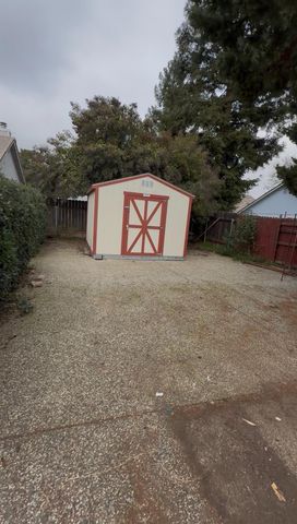 567 Tharp Rd, Yuba City, CA 95993