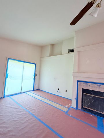 567 Tharp Rd, Yuba City, CA 95993