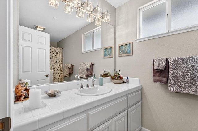 233 Montclair Lane, Salinas, CA 93906