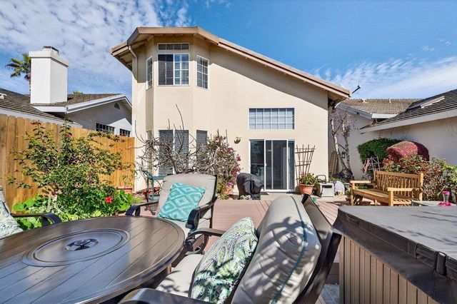 233 Montclair Lane, Salinas, CA 93906