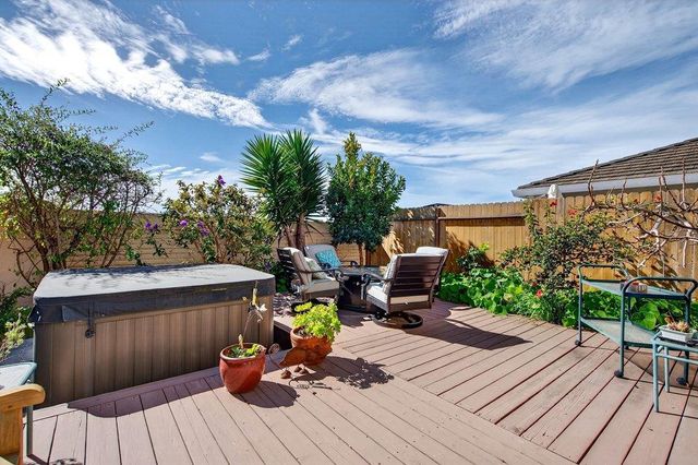 233 Montclair Lane, Salinas, CA 93906