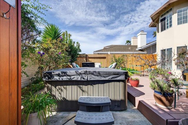 233 Montclair Lane, Salinas, CA 93906