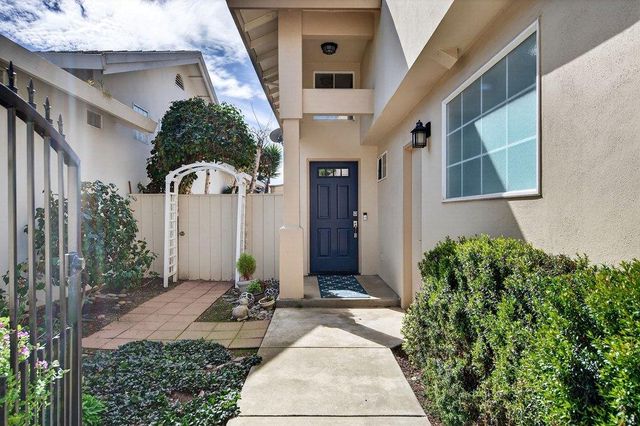 233 Montclair Lane, Salinas, CA 93906