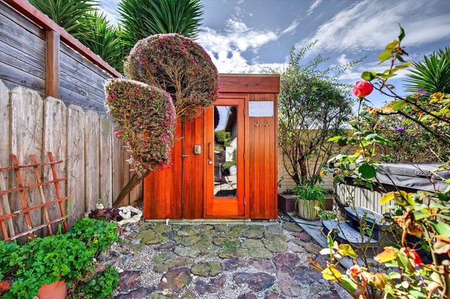 233 Montclair Lane, Salinas, CA 93906