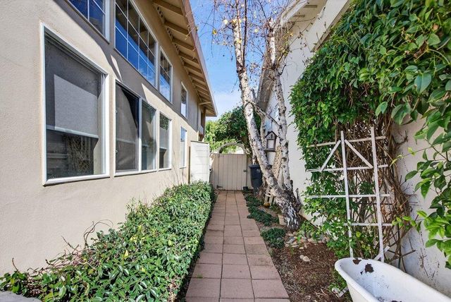 233 Montclair Lane, Salinas, CA 93906