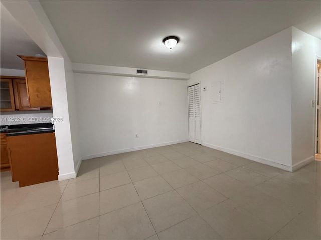 1122 NW 32nd Ct Front, Miami, FL 33125