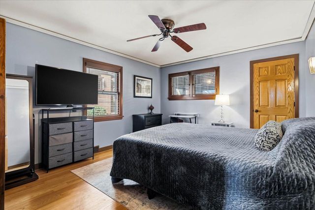 2453 N 66th STREET, Wauwatosa, WI 53213