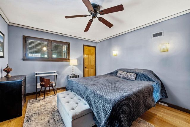 2453 N 66th STREET, Wauwatosa, WI 53213