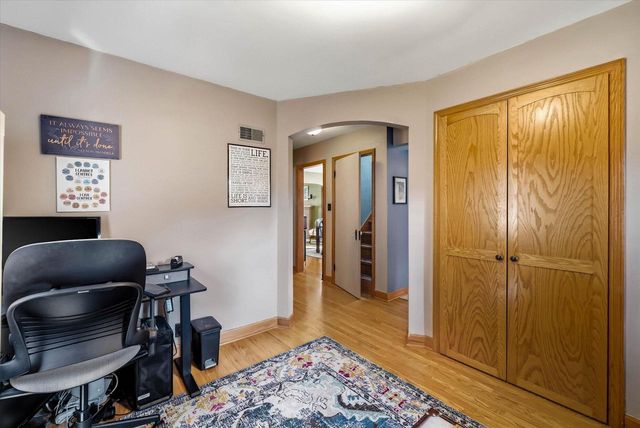 2453 N 66th STREET, Wauwatosa, WI 53213