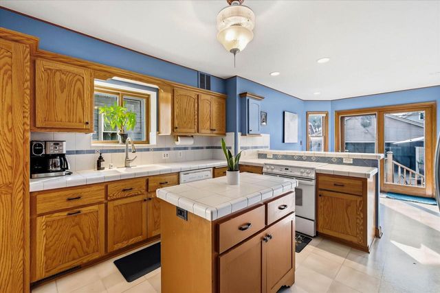 2453 N 66th STREET, Wauwatosa, WI 53213
